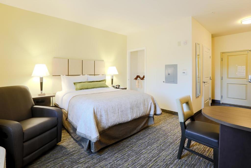 Candlewood Suites Belle Vernon By Ihg Bagian luar foto